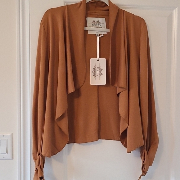 ESLEY Asymetrical Front opening Camel brown blazer Jacket Size Medium NWT - Picture 3 of 6